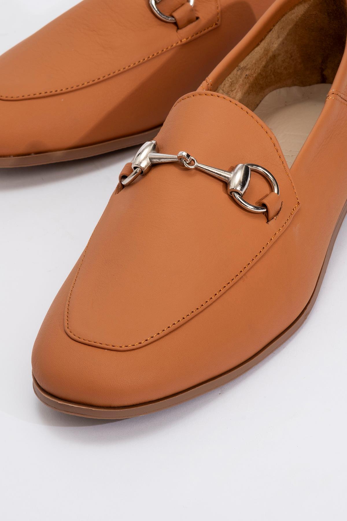 Penny кожаные лоферы с подковкой Forever & Always Shoes, темно-бежевый — фото 3