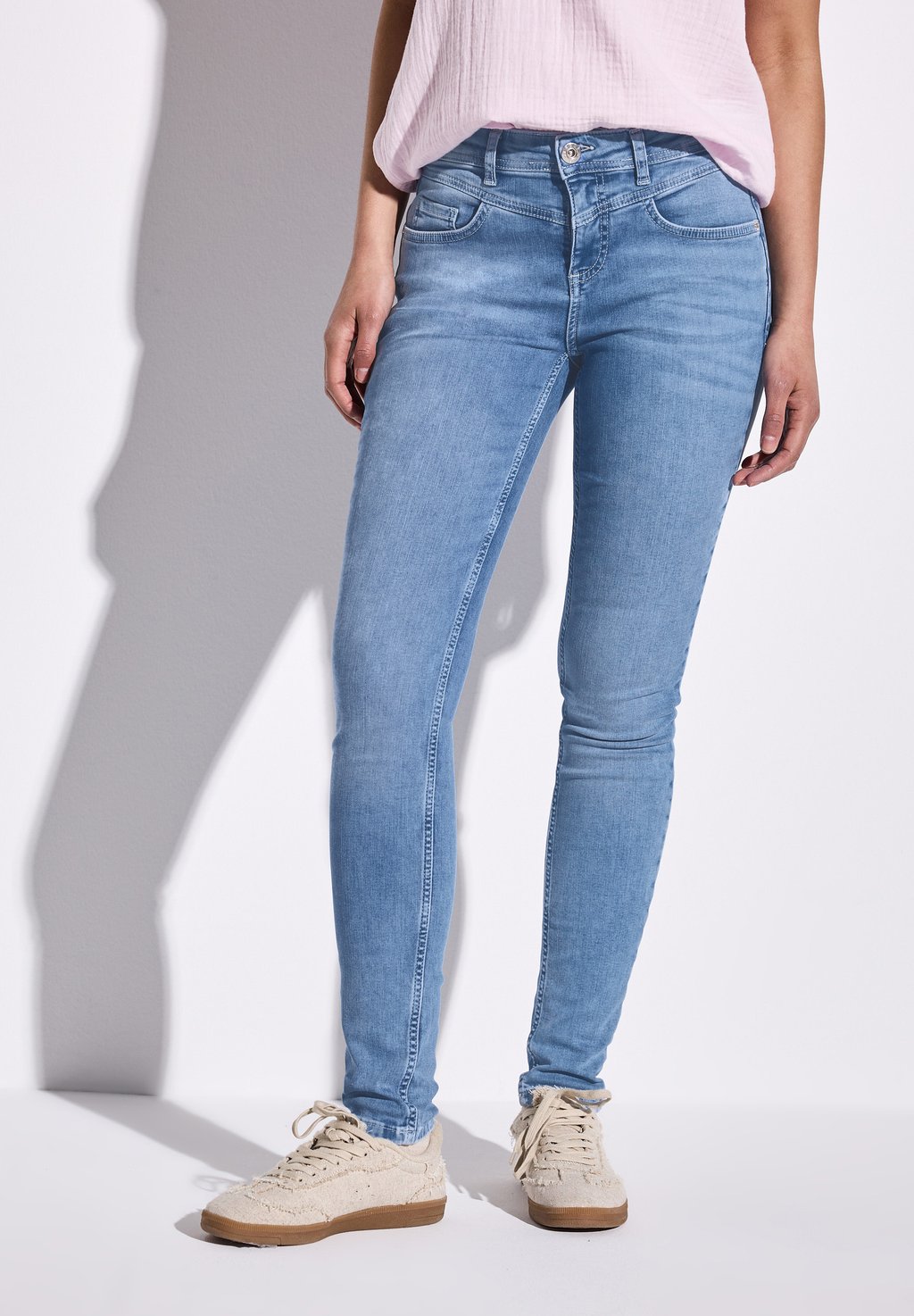 

Джинсы облегающего кроя Street One, цвет Blau