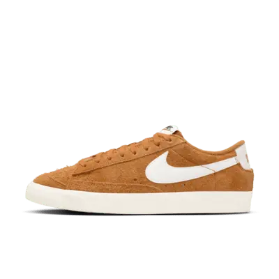 

Кроссовки Nike Blazer Low '77 Vintage, цвет Monarch/Coconut Milk/Dark Russet/Sail