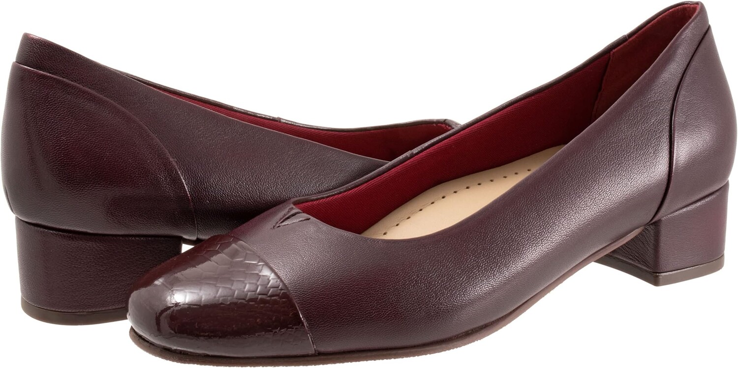 

Туфли Trotters Daisy, цвет Burgundy/Snake