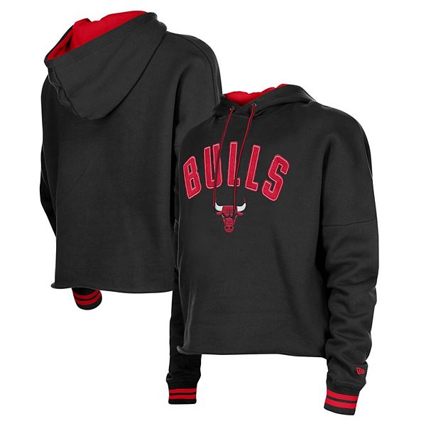 

Женский черный худи Chicago Bulls с прямыми краями New Era