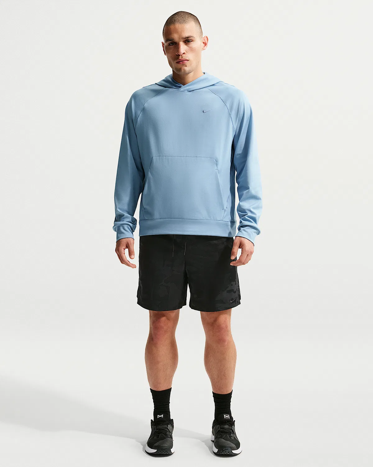Мужская спортивная худи Nike Primary NanoKnit Dri-FIT с защитой от УФ, Work Blue/Work Blue — фото 4