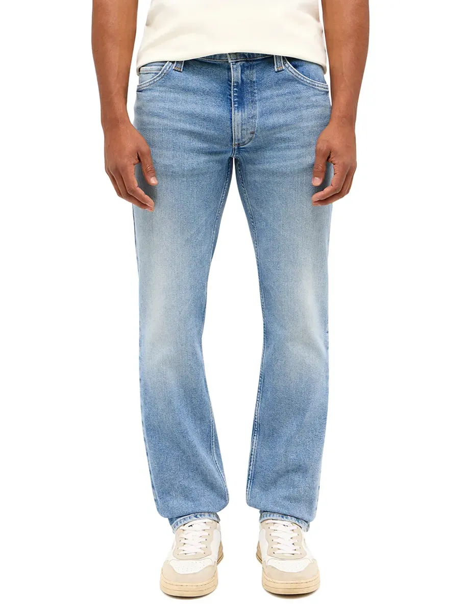 

МУСТАНГ прямые джинсы "Tramper Straight" Mustang, цвет Medium Middle 573