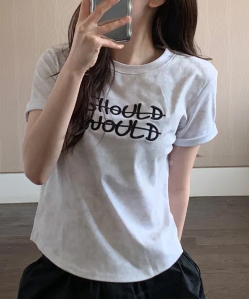 

Футболка, винтажный стиль, короткие рукава, вышивка NANAHACHI, белый