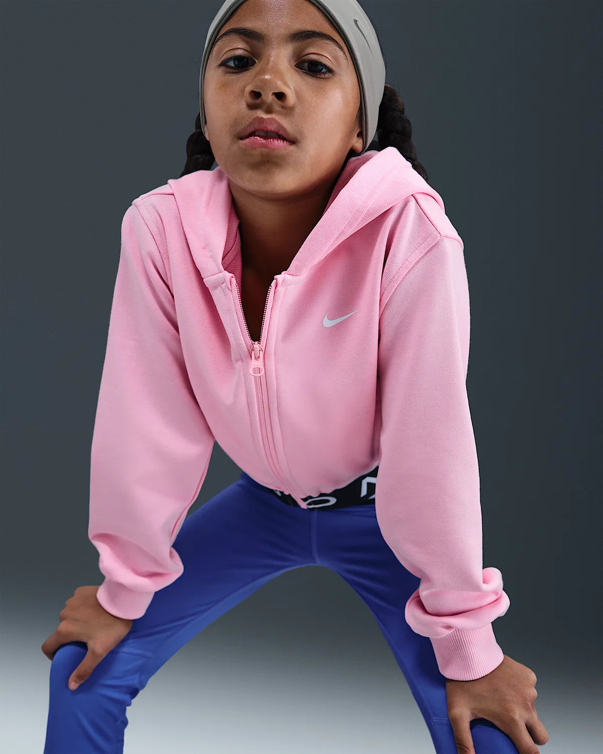 Детская (девичья) флисовая кофта Nike Pro Fleece Dri-FIT на молнии, Medium Soft Pink/Medium Soft Pink/Black/White — фото 3