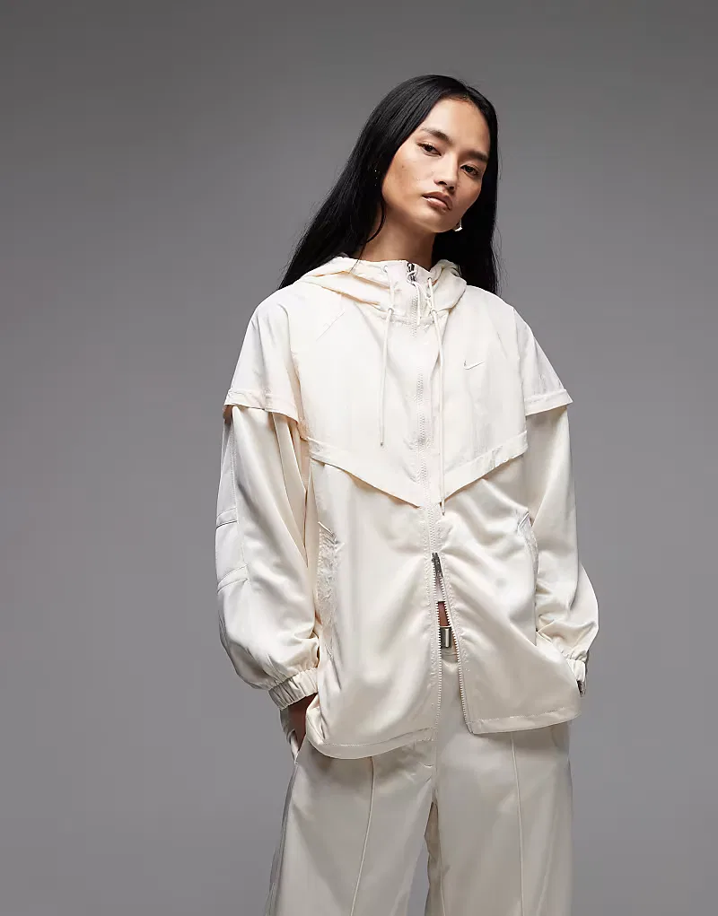 Спортивная куртка Nike оверсайз, кремовый