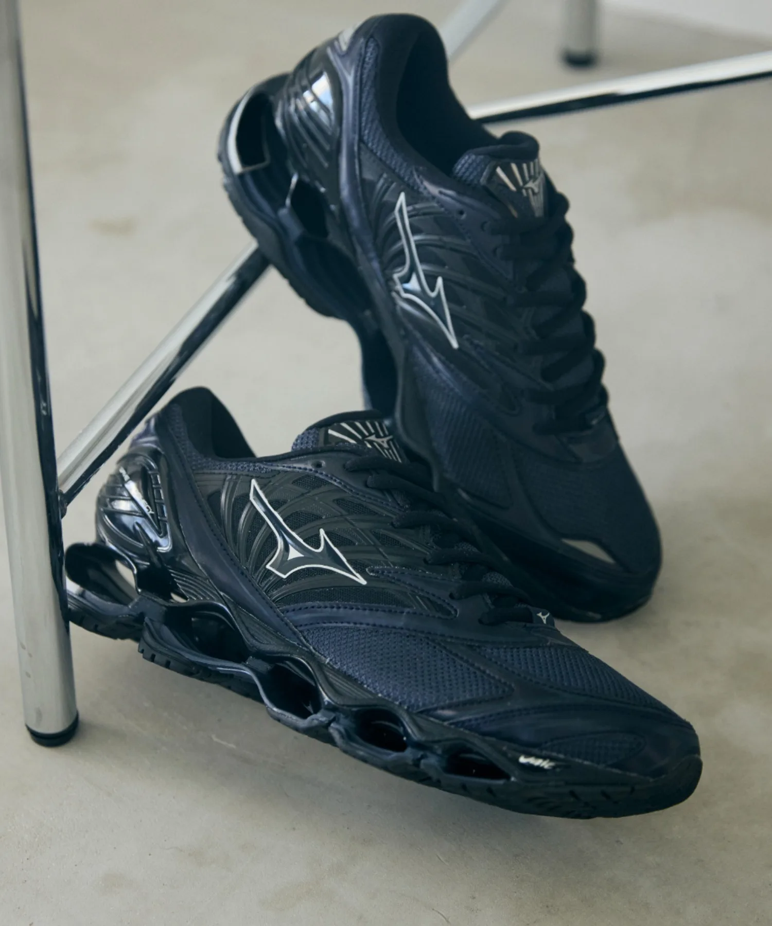 Кроссовки беговые с технологией Infinity Wave Mizuno WAVE PROPHECY LS D1GA333707 голубые
