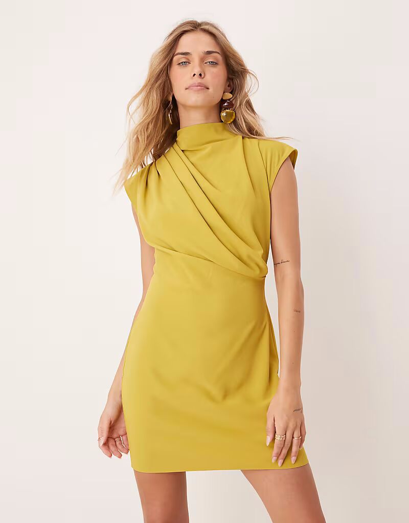 

Мини-платье без рукавов ASOS DESIGN с высоким воротом и драпировкой на шее золотистого цвета