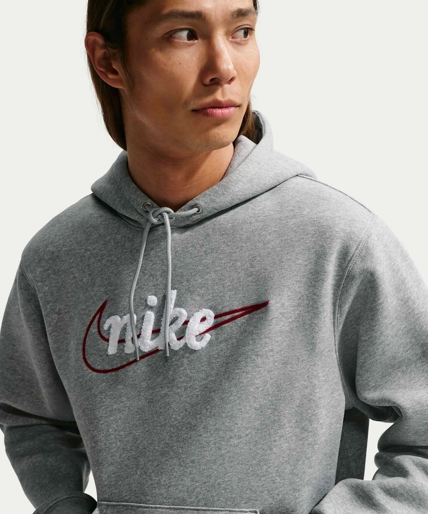 Мужская флисовая толстовка Nike Sportswear Club IF0686-063 темно-серого цвета — фото 4