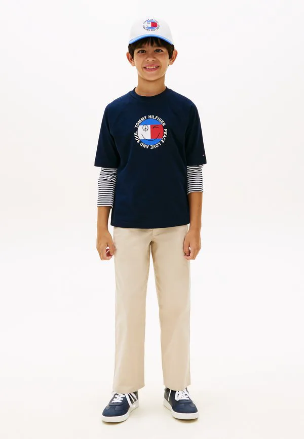 Футболка с принтом в виде флага-смайлика Tommy Hilfiger, Dark Night Navy — фото 2