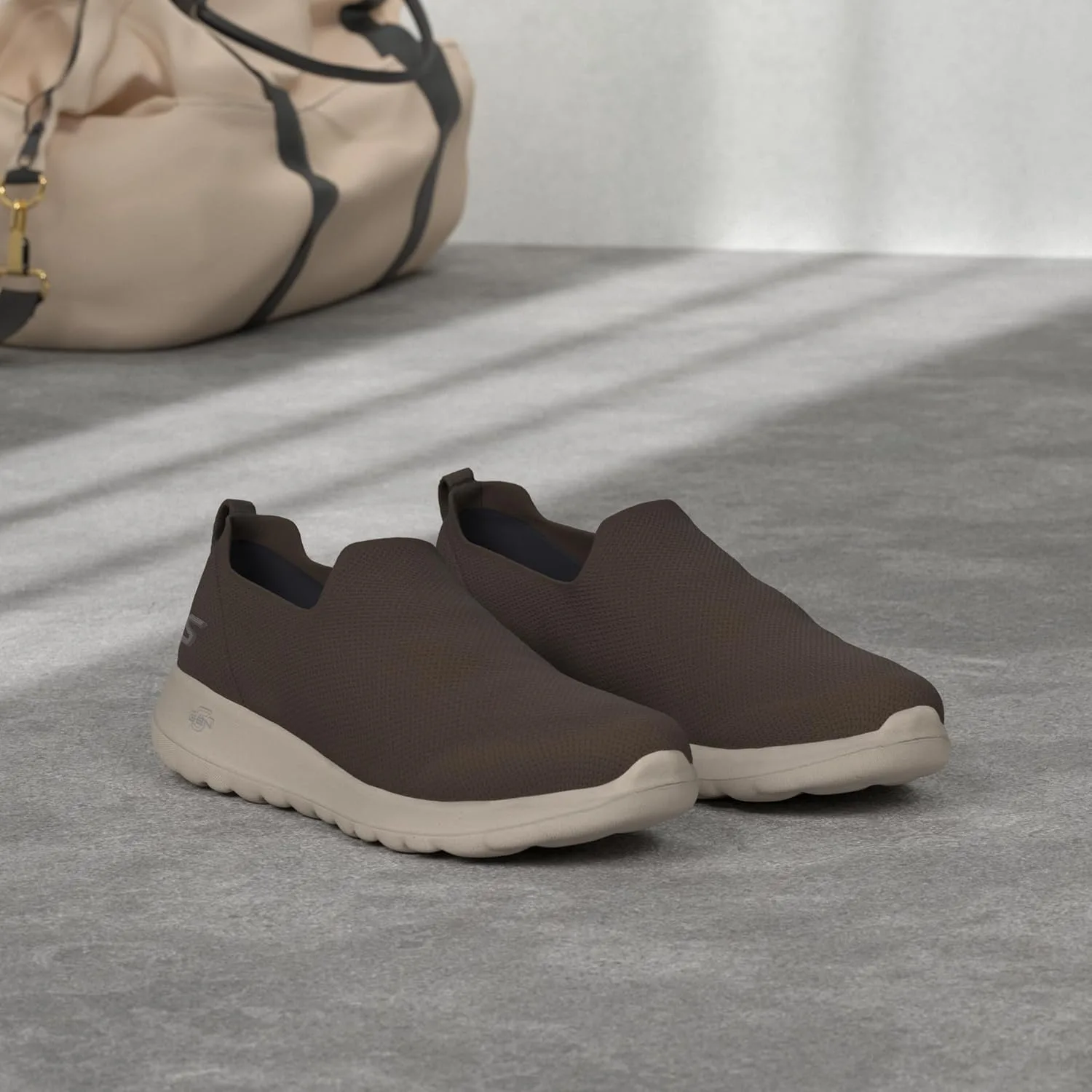 Мужские кроссовки Skechers Go Walk Max-privy-54626, коричневый — фото 2