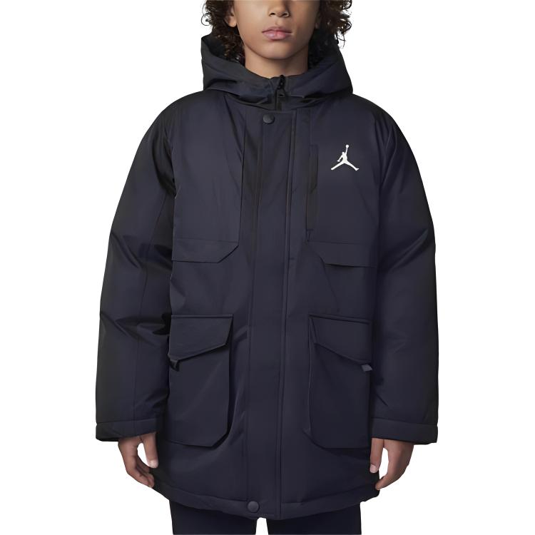 

Куртки и пальто черные для подростков Jordan