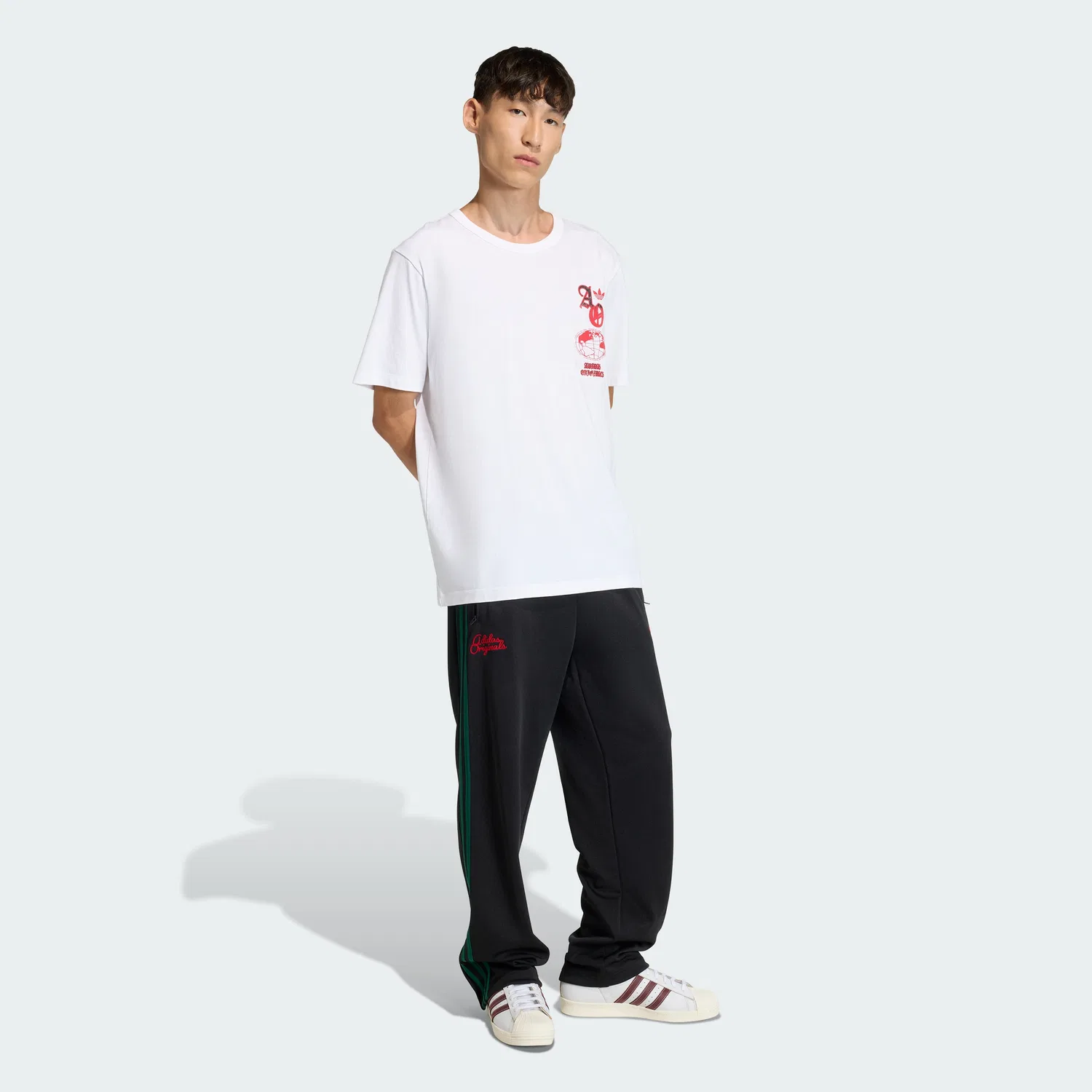 Мужская футболка Gfx белая от Adidas — фото 3