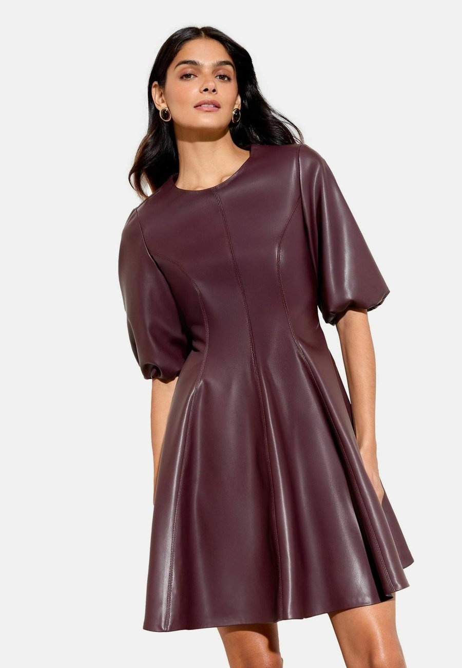 

Платье Friends Like These REGULAR FIT , Berry Red/Red