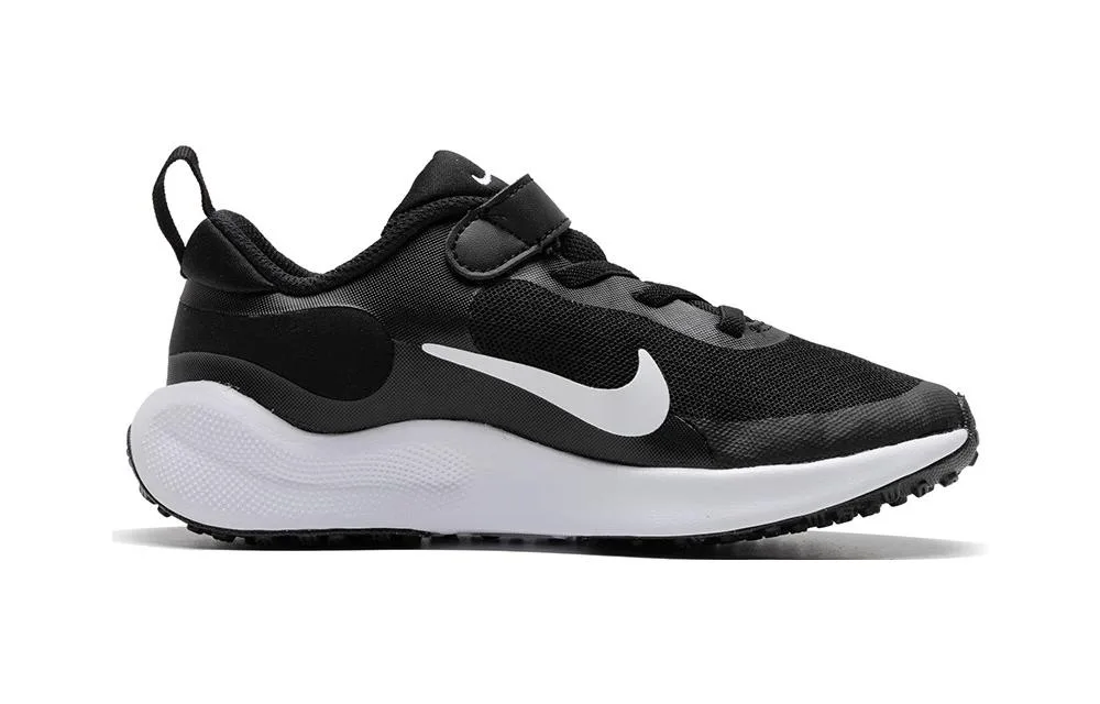 Nike Кроссовки Revolution 7 PS 'Black White' — фото 3
