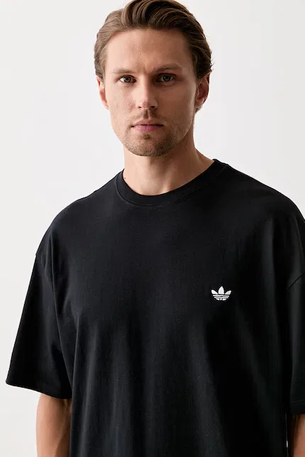 Футболка свободного кроя Trefoil Essentials Adidas Originals, черный — фото 4