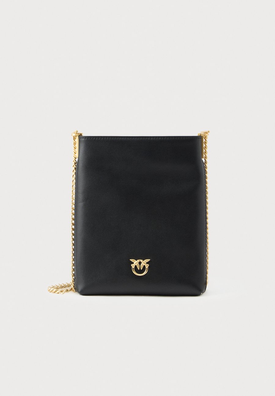 

Сумка кросс-боди Pinko FLAT SATCHEL, Nero Limousine/Matt Gold-Coloured/Black