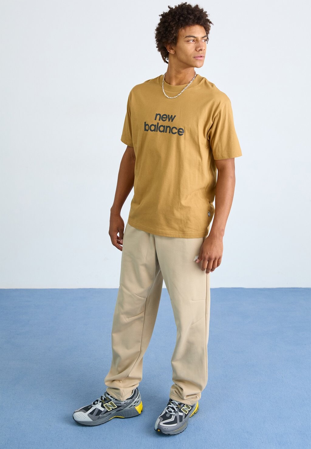 

Спортивные брюки HOOPS UNIFORM PANT New Balance, бежевый