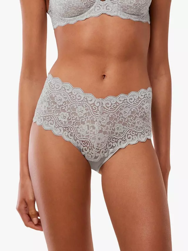 

Трусы Triumph Amourette 300 Maxi Lace, цвет silent/grey