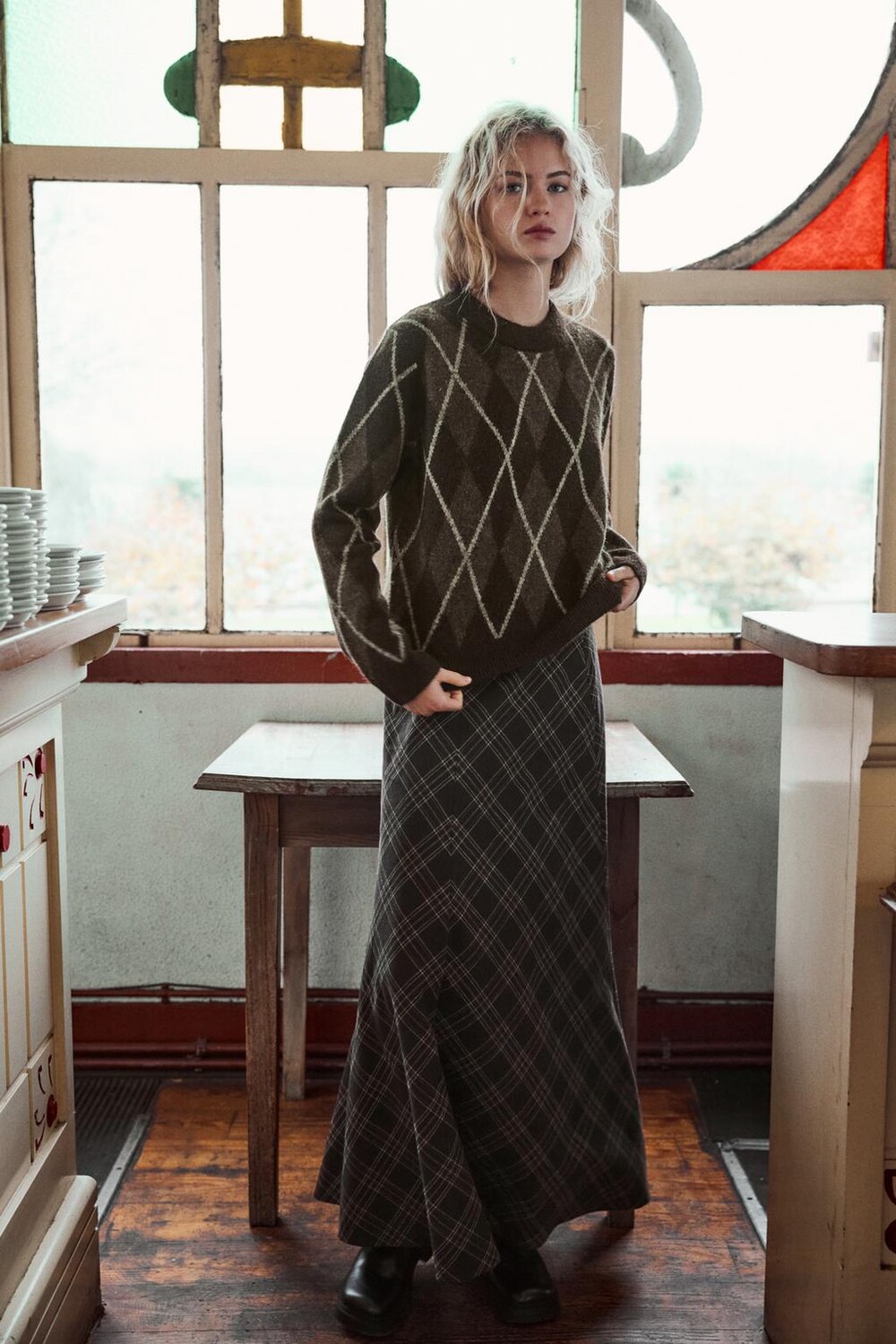 

Юбка в клетку длинная ZARA, коричневый