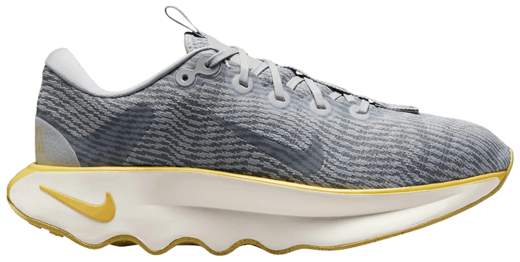 

Кроссовки Nike Motiva 'Light Smoke Grey Saturn Gold', серый