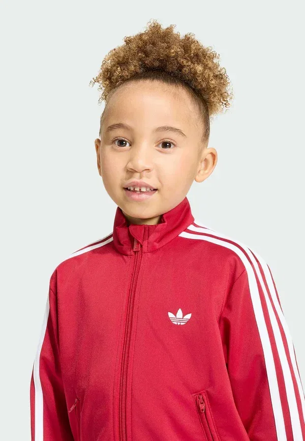 Спортивный костюм Adidas Originals, цвет командно-красный — фото 3
