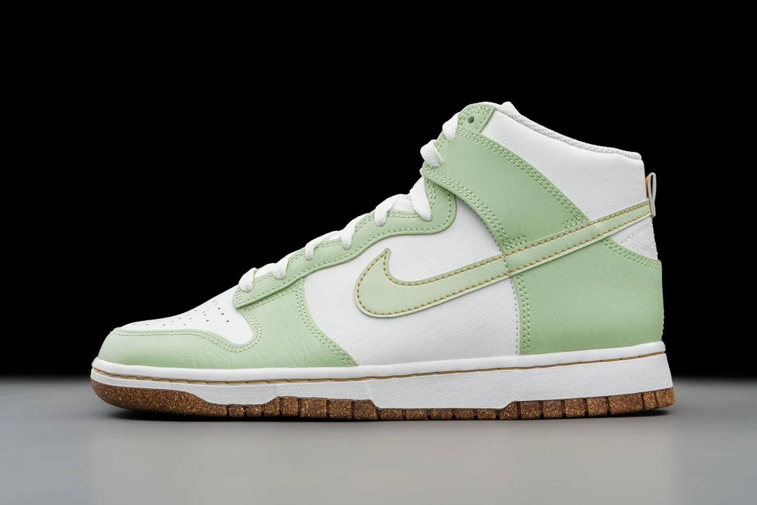 Кроссовки мужские Nike, цвет Honeydew Honeydew Summit White — фото 4