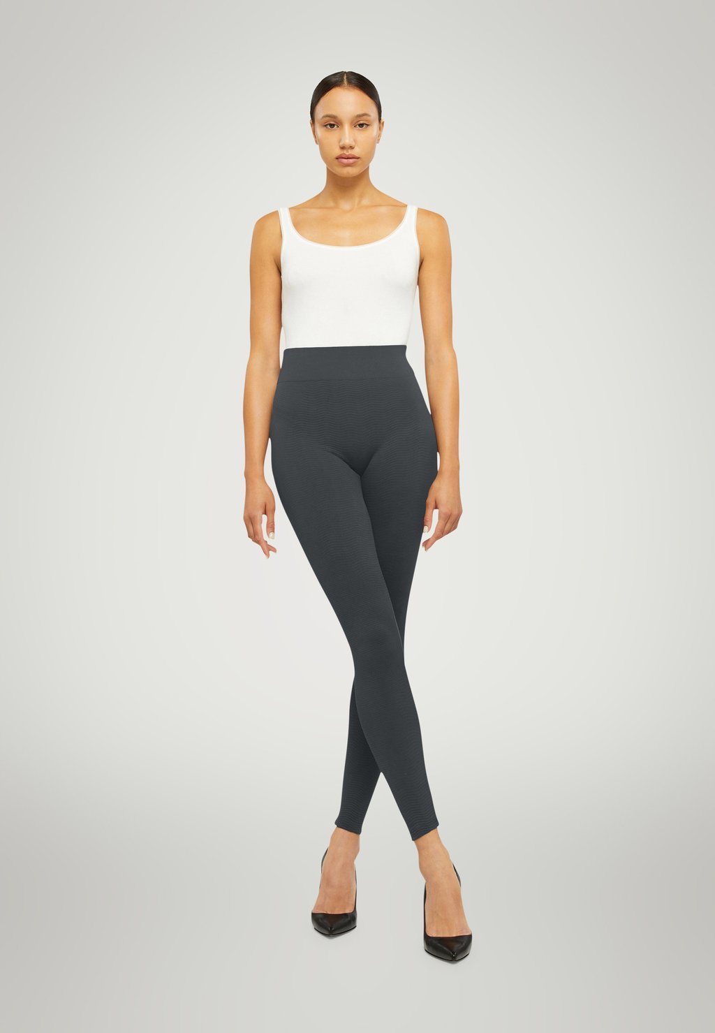 

Леггинсы THE WELLNESS Wolford, темно-серый