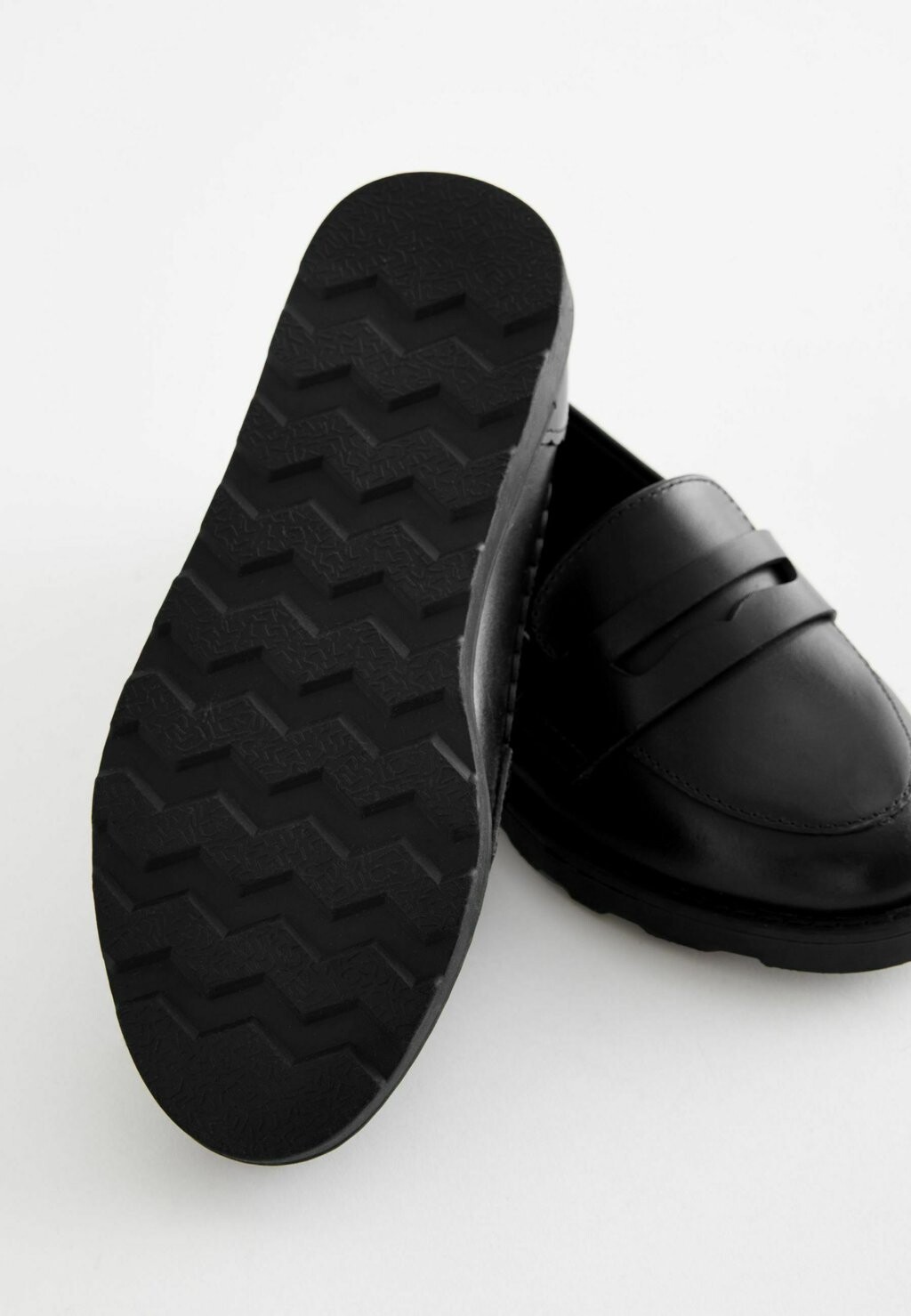 Слипоны School Leather Slim Sole Loafers Next, черный — фото 3