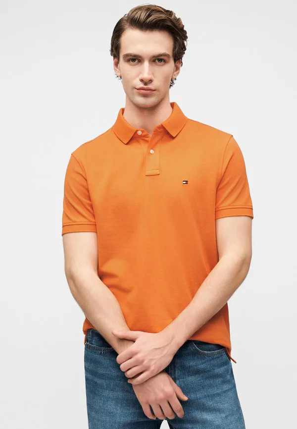 Рубашка-Поло из пике стандартного кроя 1985 года Tommy Hilfiger, Orange Tulip — фото 4