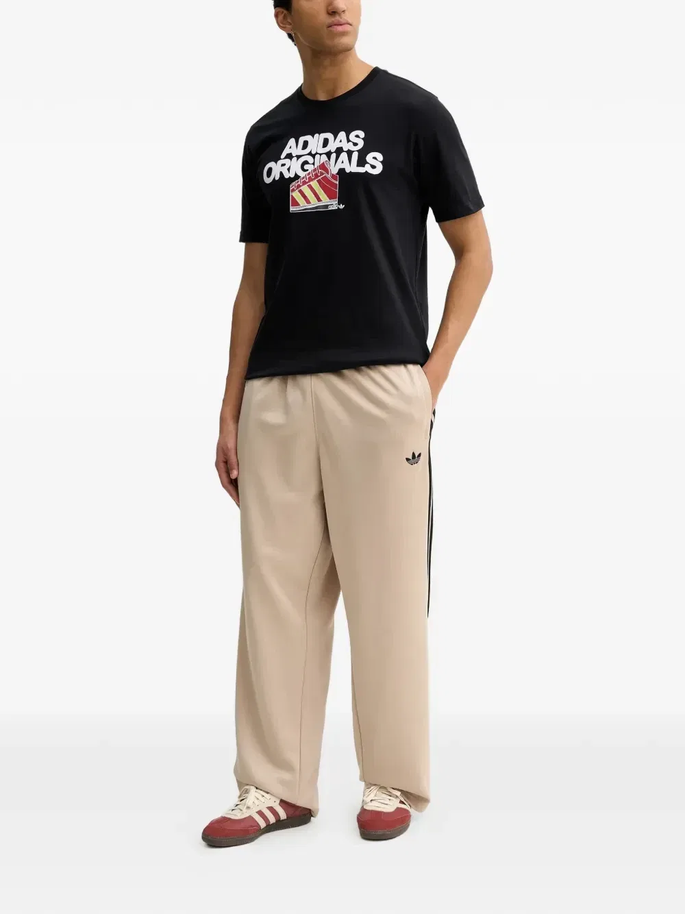 Adicolor Свободные спортивные брюки с вышивкой логотипа и боковыми полосками Adidas, бежевый — фото 2
