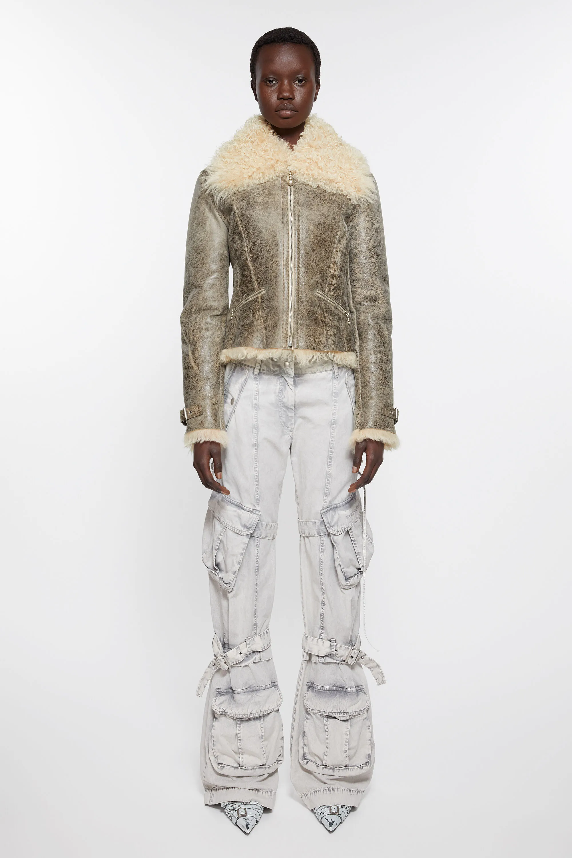 

Кожаная куртка из овчины Acne Studios, серо-бежевый