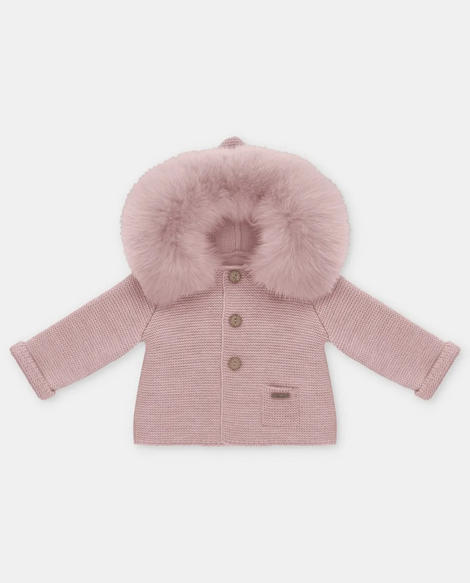 

Вязаное детское пальто с капюшоном и искусственным мехом розового цвета Martín Aranda