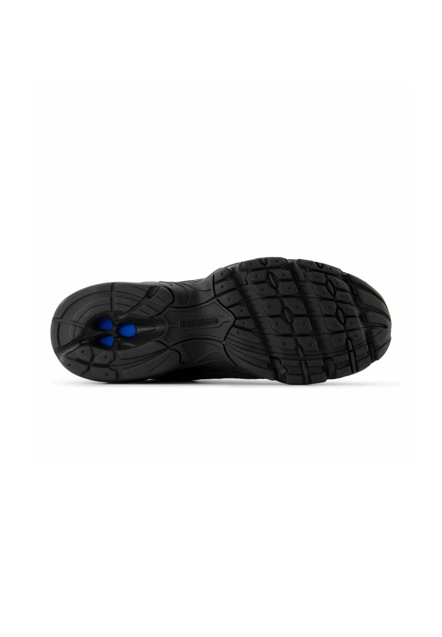 Кроссовки New Balance Trainers, Black Black/Black — фото 4