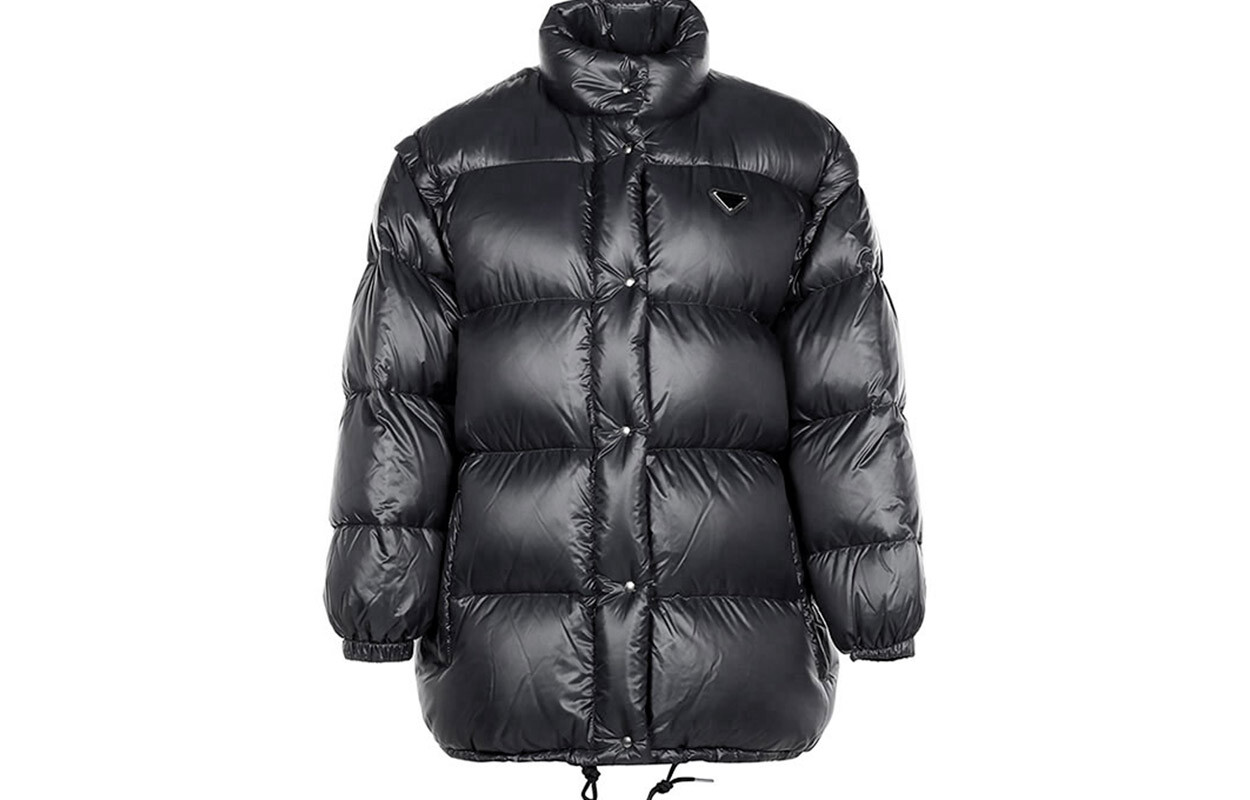 

PRADA Женский пуховик, цвет Black