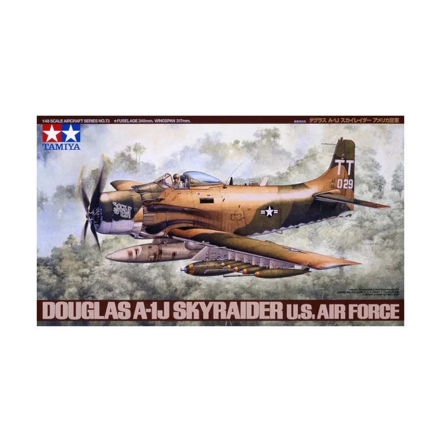 

Дуглас A-1J Skyraider ВВС США, Military Aircraft Models (1:48) (Tamiya)