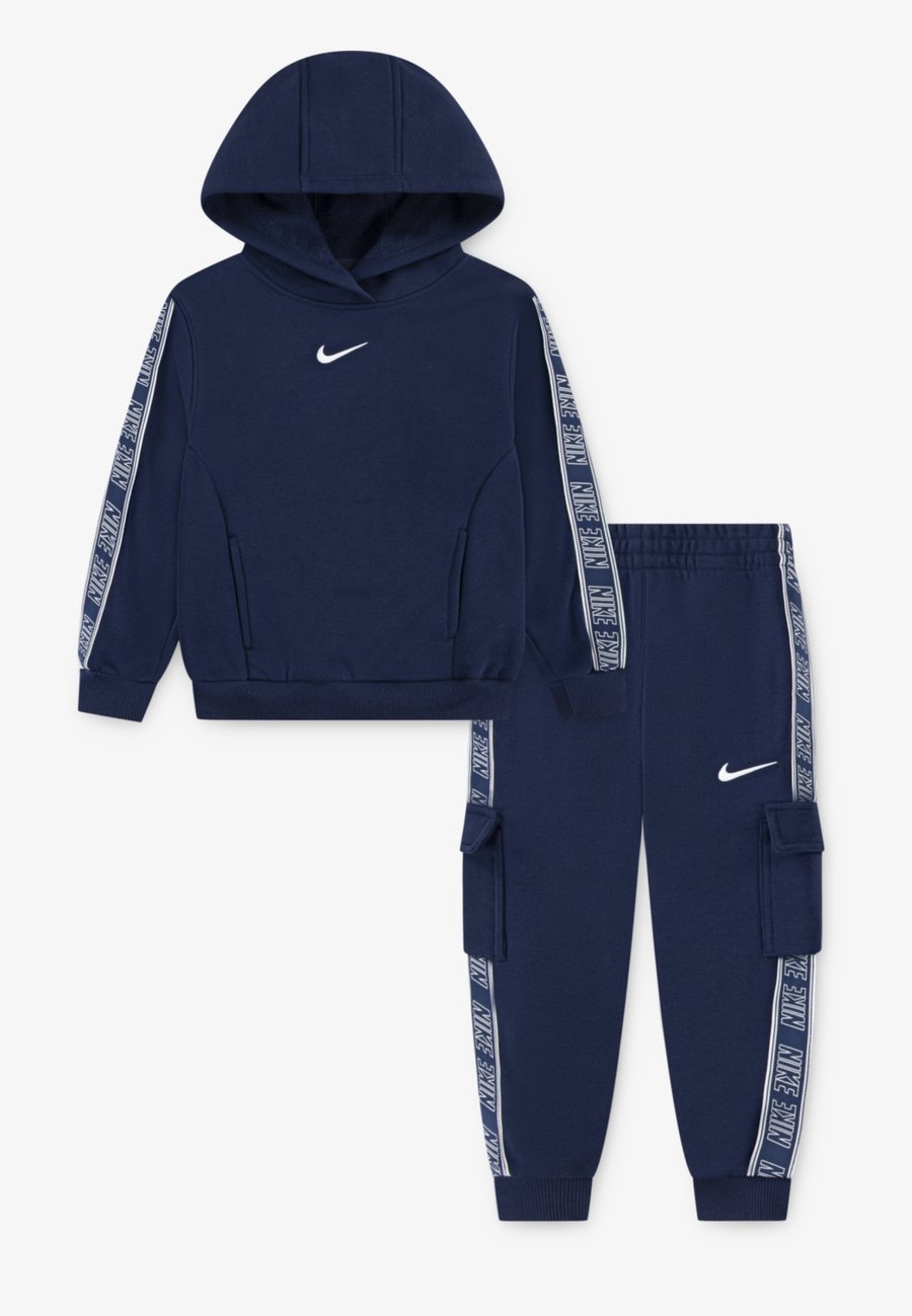

Худи Nike Sportswear JOGGER TAPING UNISEX SET, Midnight Navy/Dark Blue