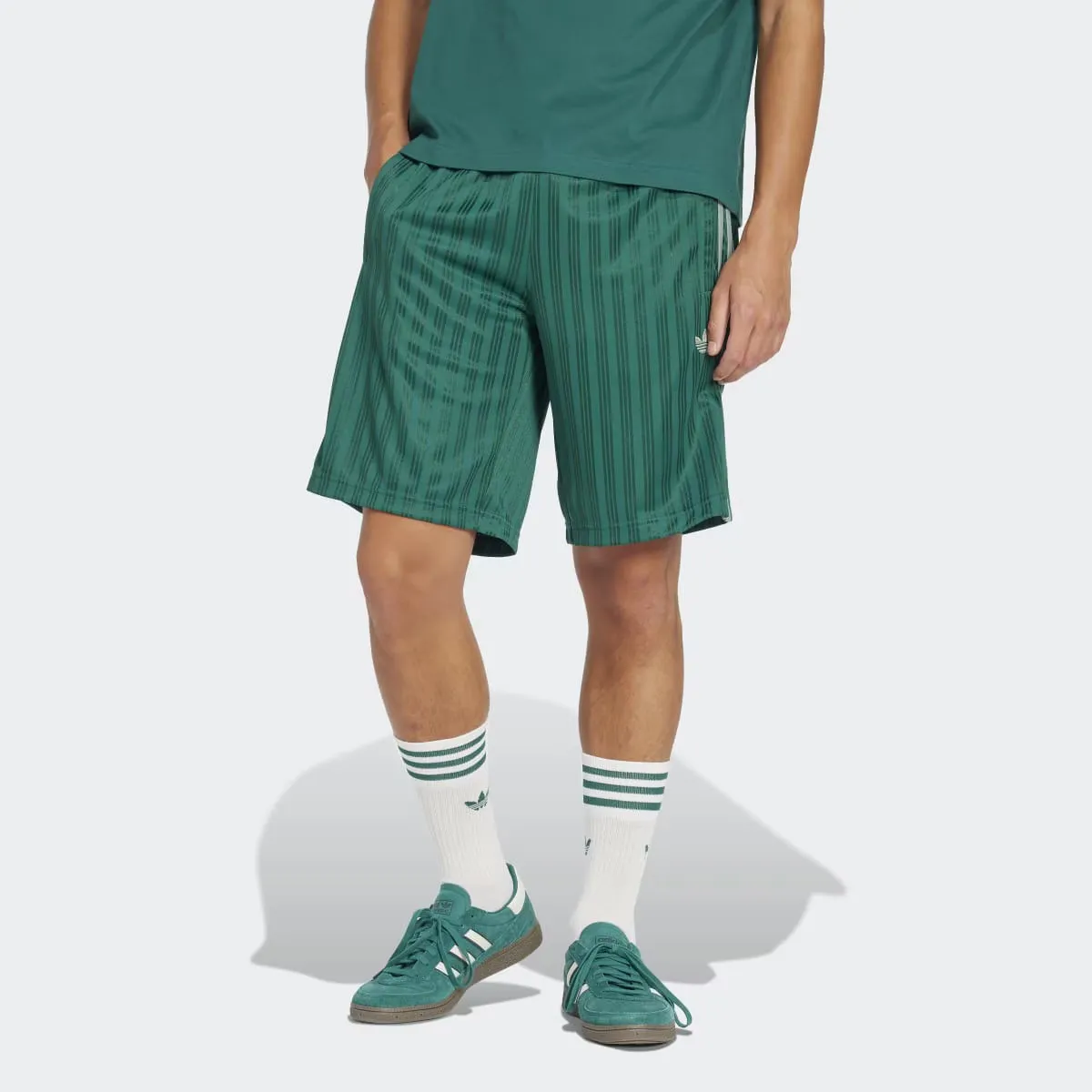

Мужские шорты Adicolor Adidas, зеленый
