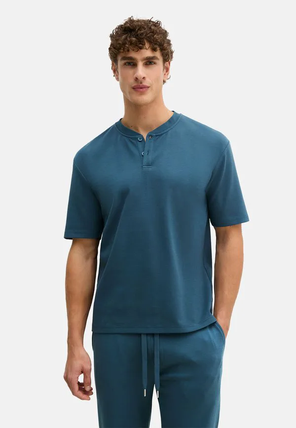 

Комбинируйте базовые футболки Marc O'Polo, Orion Blue