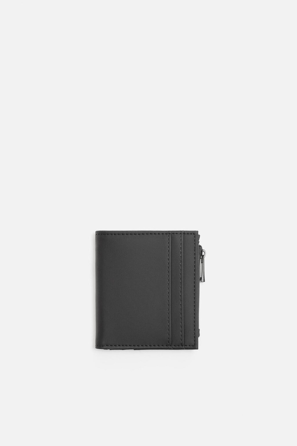 

Прорезиненный кошелек с монетником ZARA, черный