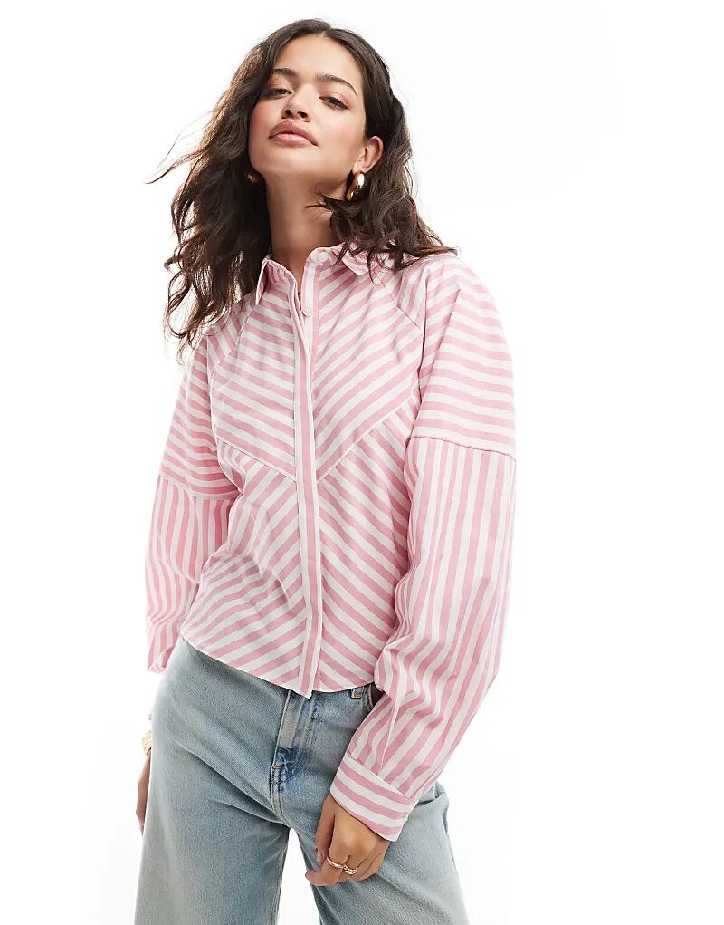

Рубашка с объемными плечами и вставками в розовую полоску ASOS DESIGN