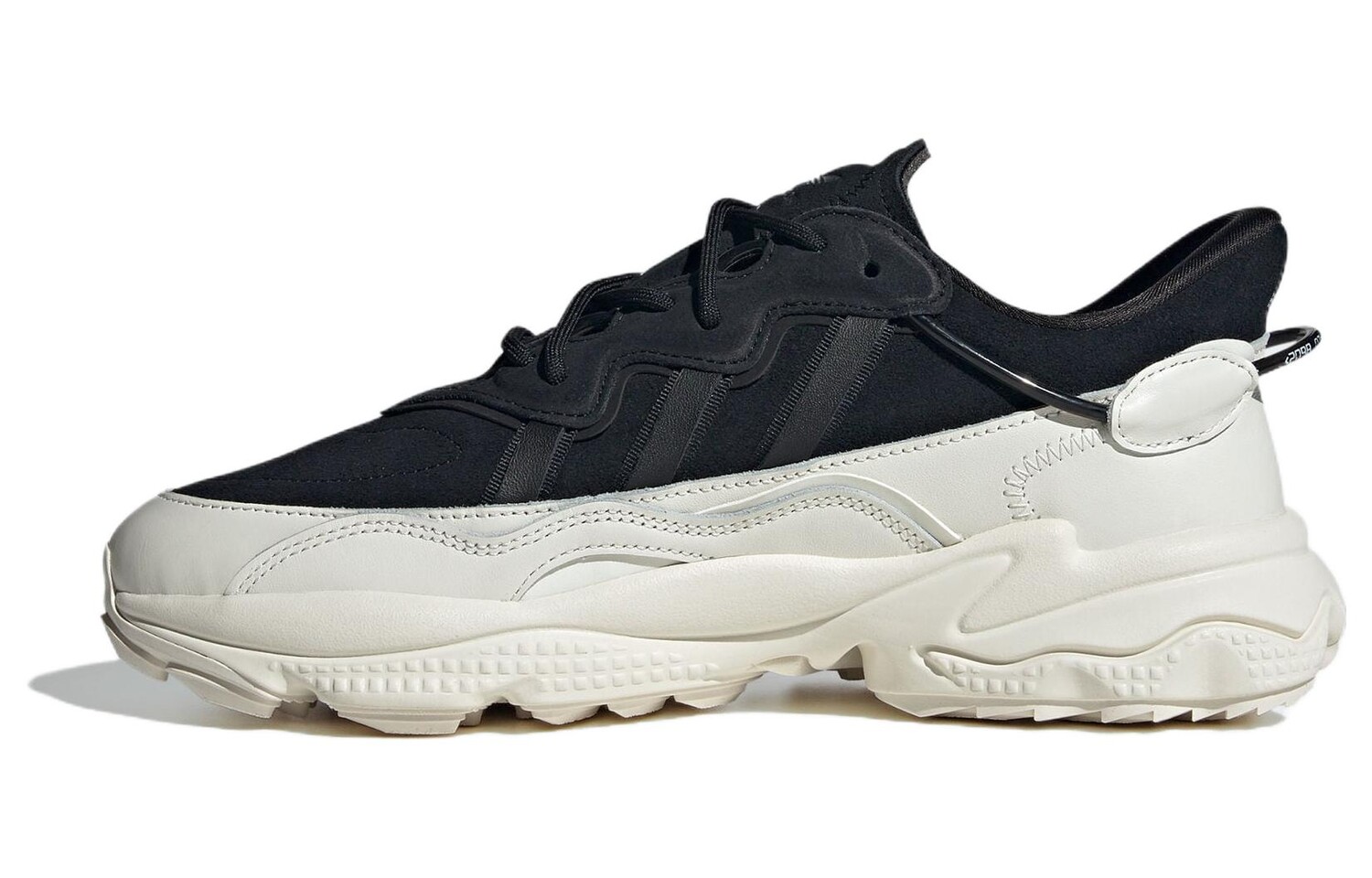 

Кроссовки Adidas Originals Ozweego Chunky Unisex, черный/белый