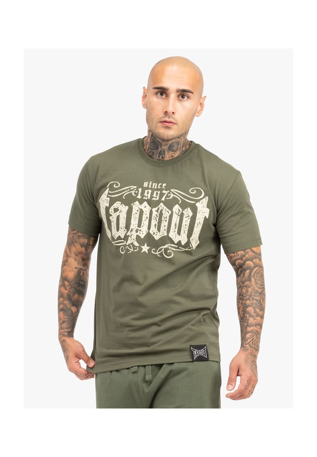 

Футболка нормального размера разбилась Tapout, мультиколор