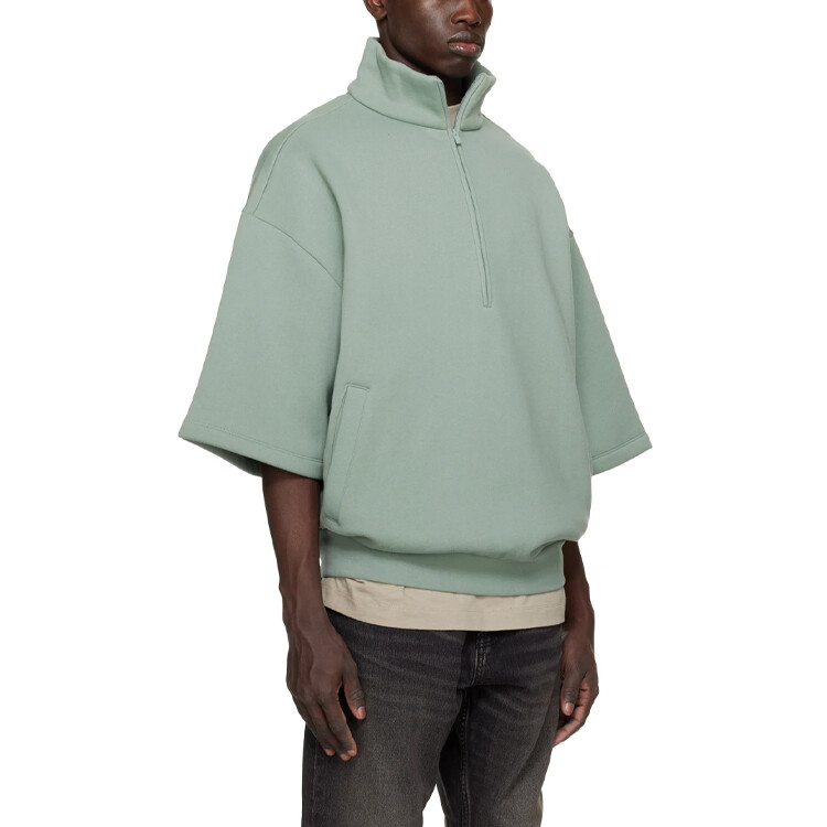 Рубашка с заниженным плечом и полумолнией Fear Of God Essentials, цвет Haze Blue — фото 4