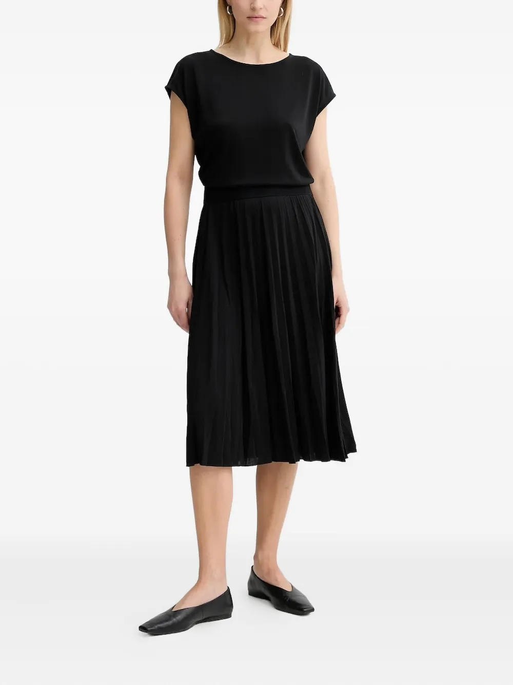 

Плиссированное платье с рукавами кап Marc O'Polo, черный