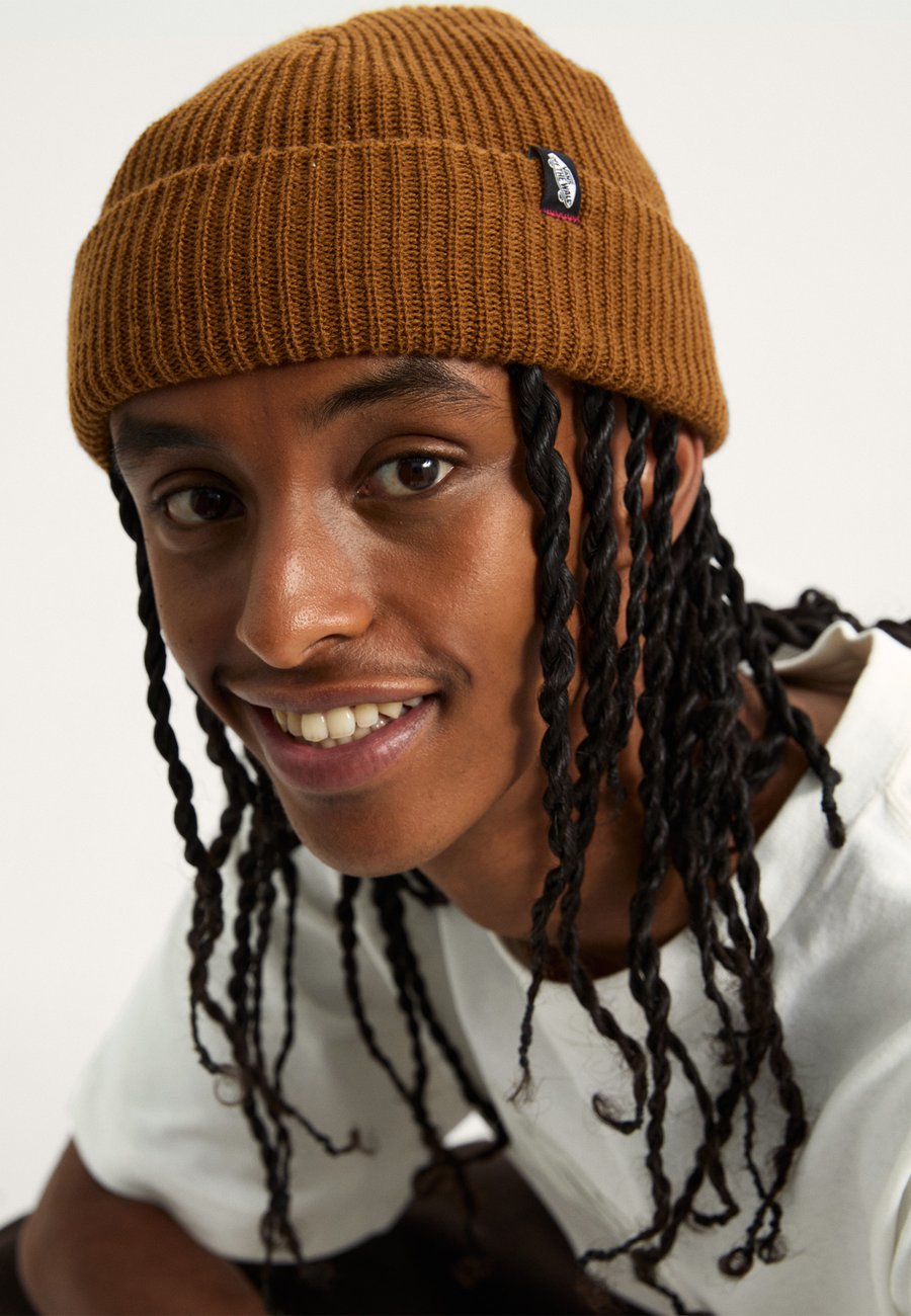 

Шапка Vans ORIGINAL SHALLOW CUFF B, Medium Brown/Brown