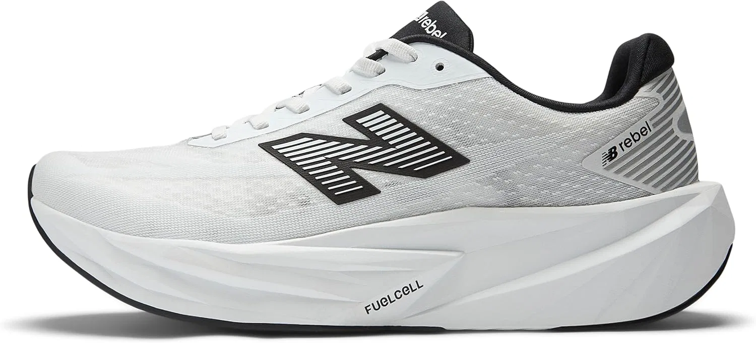 Мужские беговые кроссовки New Balance FuelCell Rebel V5, White Black Silver Metallic — фото 2