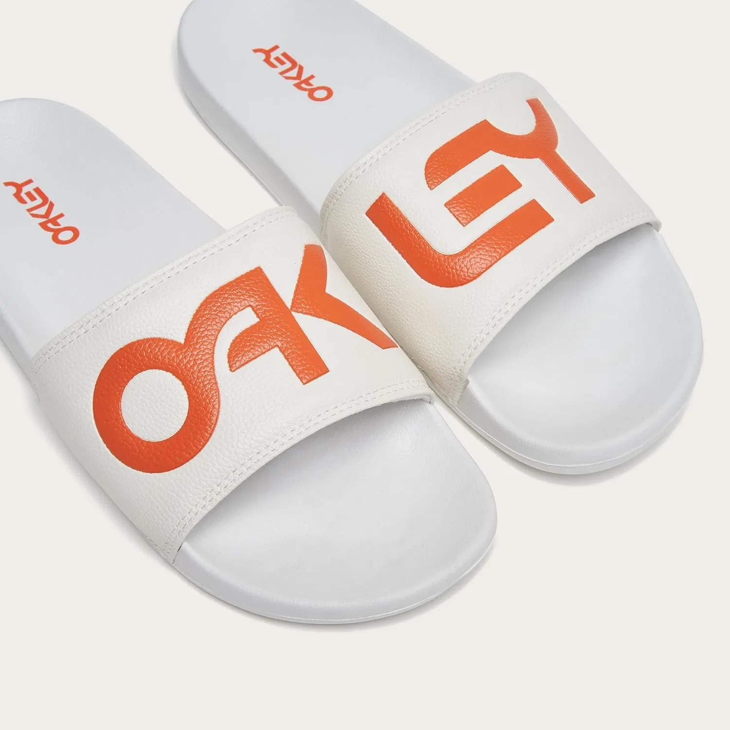Сандалии мужские Oakley, белый — фото 2