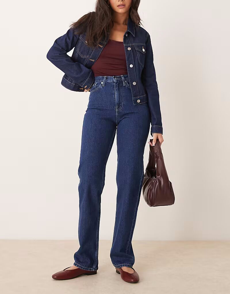 

Джинсы Calvin Klein Jeans с высокой талией, прямые, тёмного цвета