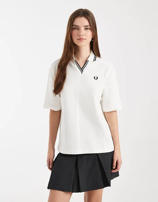

Белая рубашка-поло с открытым воротником и логотипом Fred Perry, Белый, Белая рубашка-поло с открытым воротником и логотипом Fred Perry